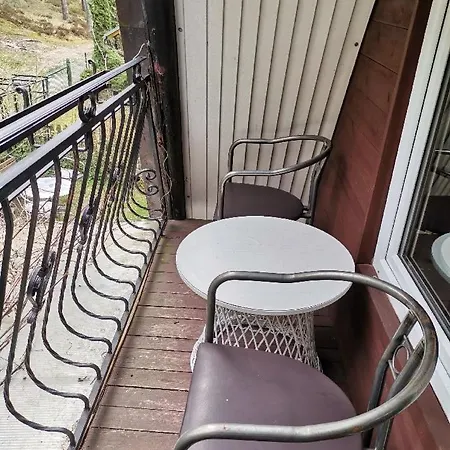 Pod Swierkami * Male Swornegacie